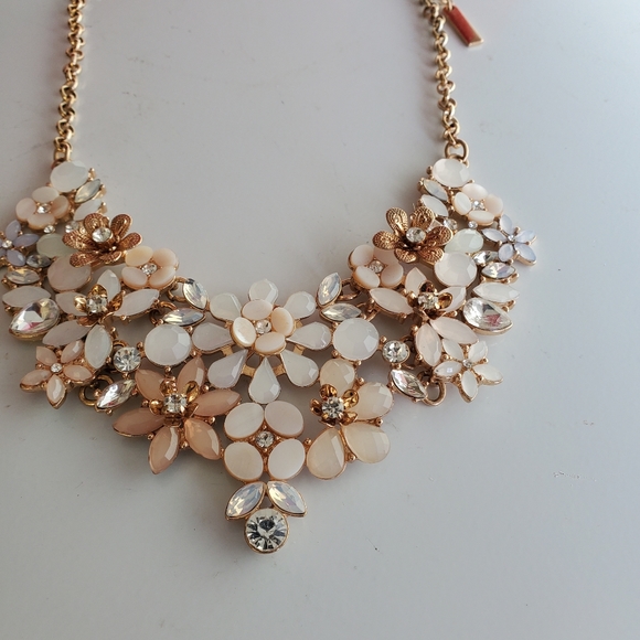 Joe Fresh Jewelry - 4/$20 Floral statement necklace